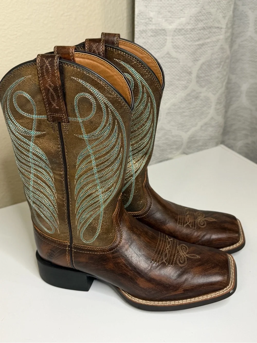 Ariat round up